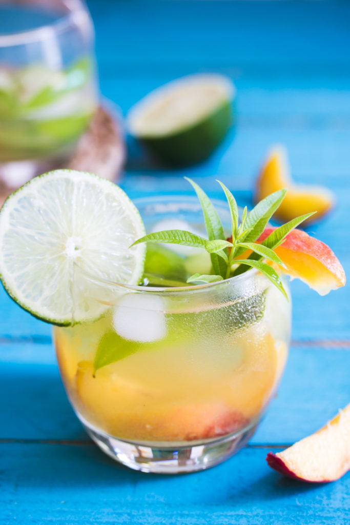 Cocktail sans alcool aux fruits