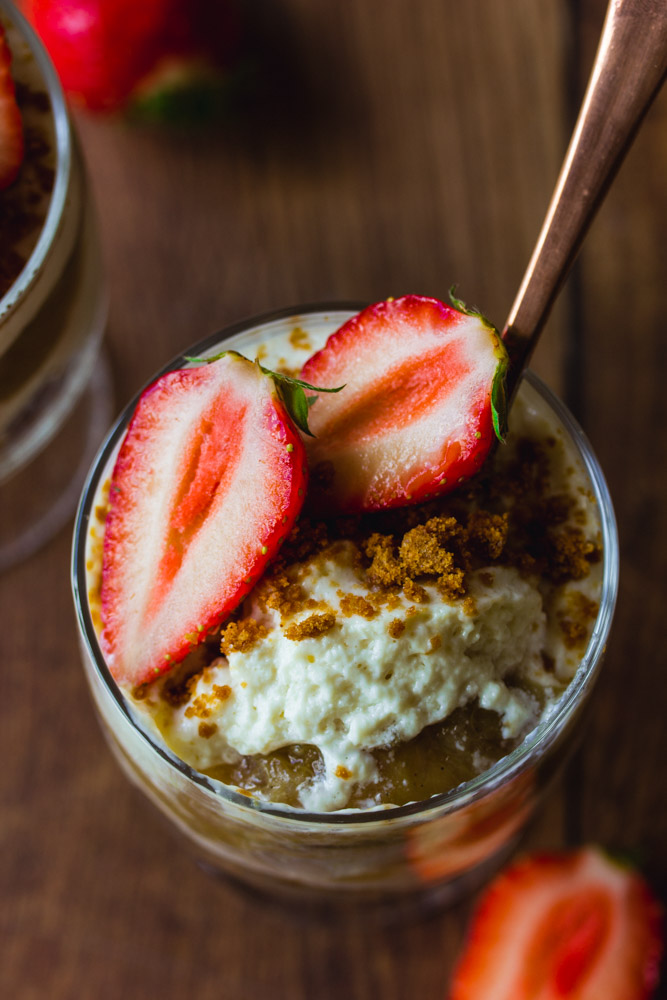 Tiramisu vegan à la rhubarbe